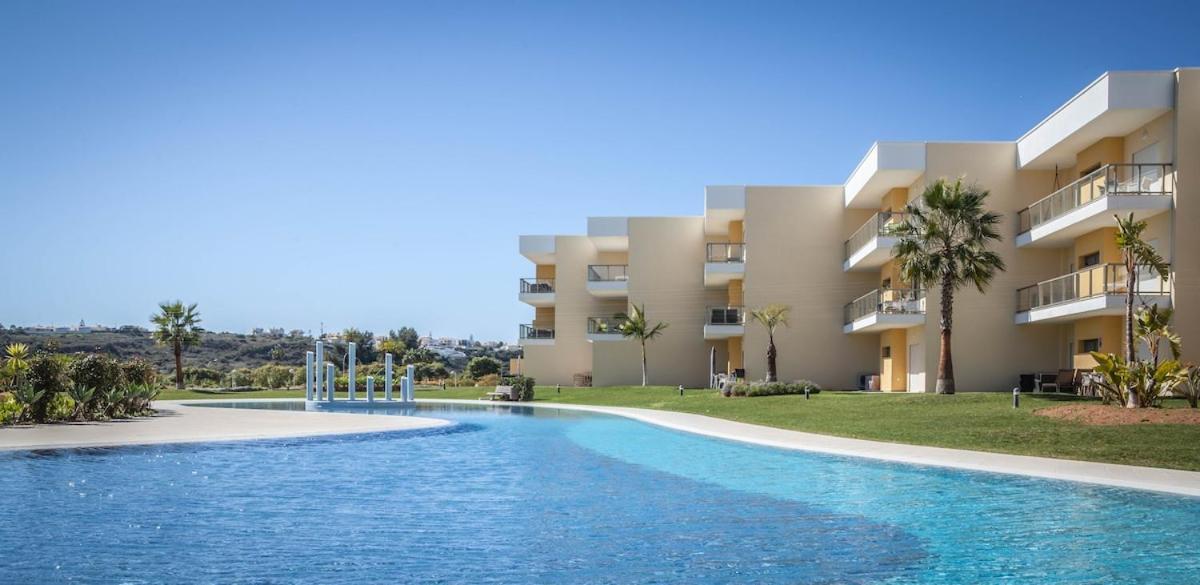 Sir Anthony Luxury Apartment